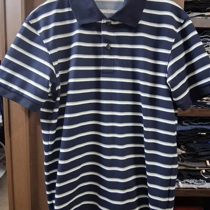 [BUNJANG] Uniqlo Navy Striped Short-Sleeve Polo Shirt / 유니클로 네이비 스트라이프 반팔 카라티(95)