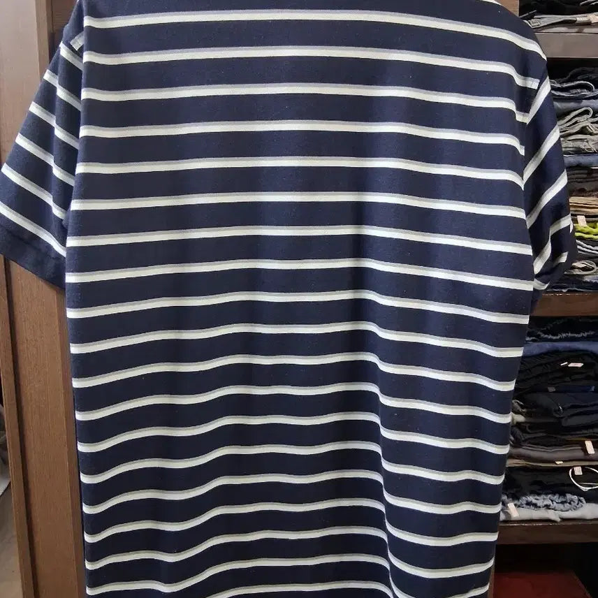 [BUNJANG] Uniqlo Navy Striped Short-Sleeve Polo Shirt / 유니클로 네이비 스트라이프 반팔 카라티(95)