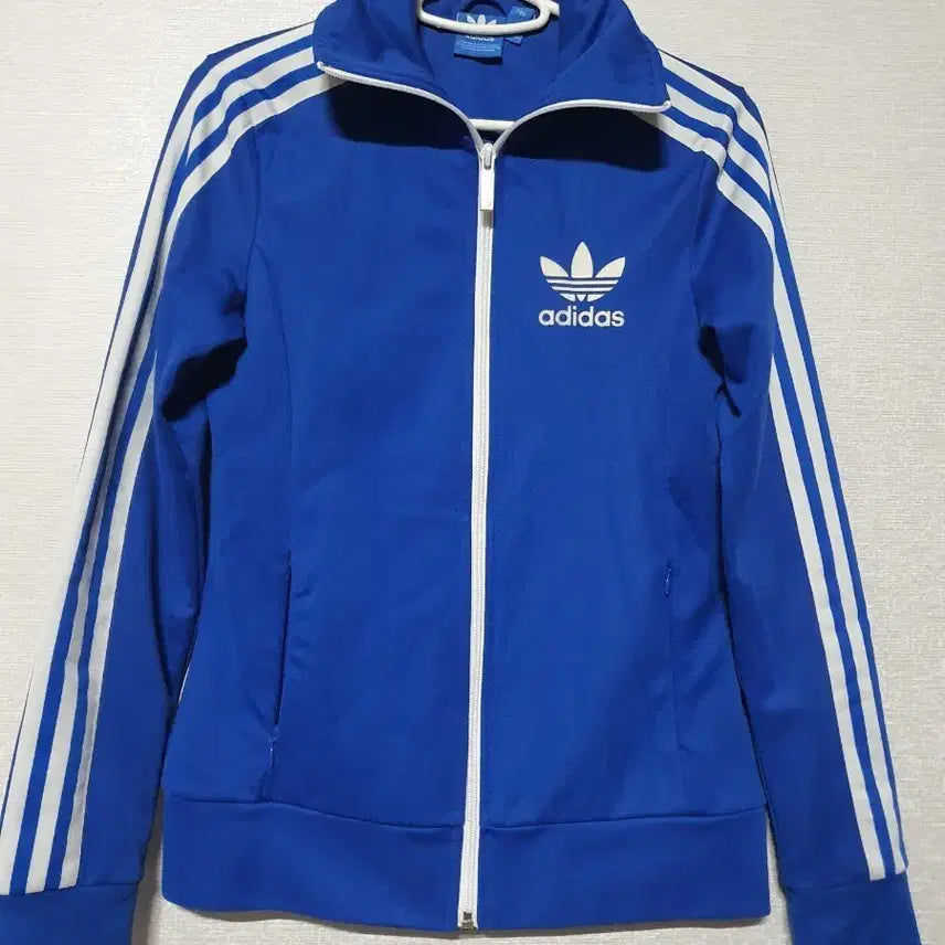 [SOLD OUT] 아디다스 유로파 트랙탑 상하의 세트 판매합니다