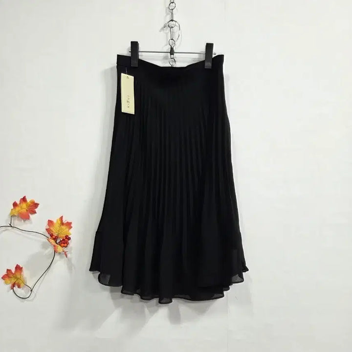 [BUNJANG] ing:v Black Pleated Long Skirt / ing:v 블랙 플리츠 롱 스커트 29