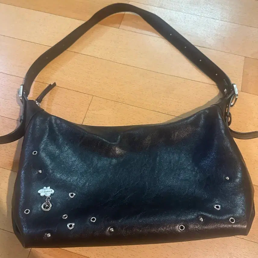 [BUNJANG] MY SHELL Starry Black Big Shoulder Bag / 스타리 블랙 빅 숄더백 마이쉘 MY SHELL