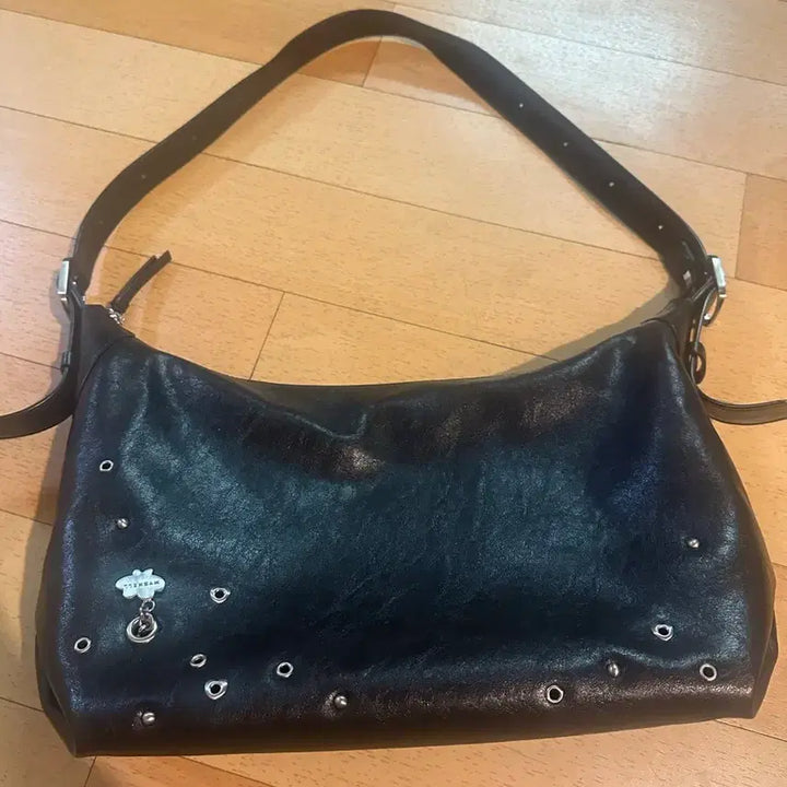 [BUNJANG] MY SHELL Starry Black Big Shoulder Bag / 스타리 블랙 빅 숄더백 마이쉘 MY SHELL