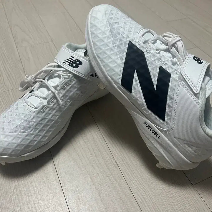 [BUNJANG] New Balance Spike Baseball Cleats / 뉴발란스 징스파이크 야구화
