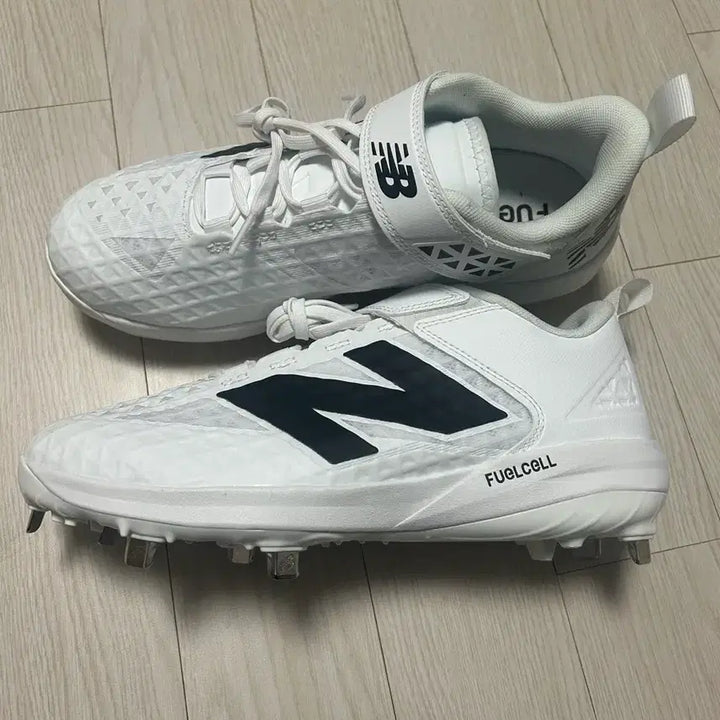 [BUNJANG] New Balance Spike Baseball Cleats / 뉴발란스 징스파이크 야구화