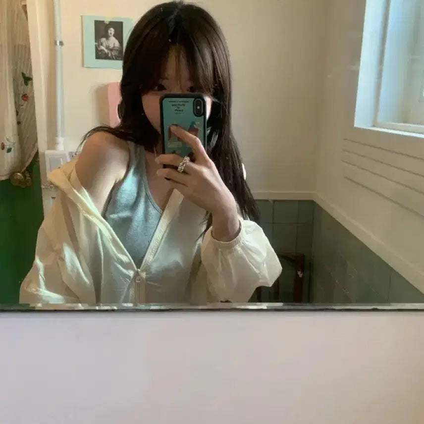 [BUNJANG] Prism Oversized Hooded Windbreaker Jacket - Cream / 프리즘 오버핏 후드 바람막이 cream색
