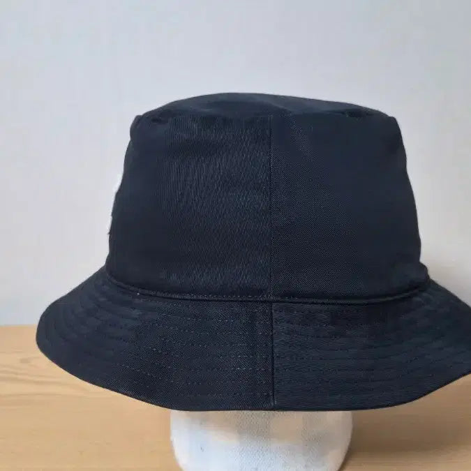 [BUNJANG] Celine Triomphe Bucket Hat 59cm / 셀린느 트리오페 버킷햇 벙거지모자 59cm 가능