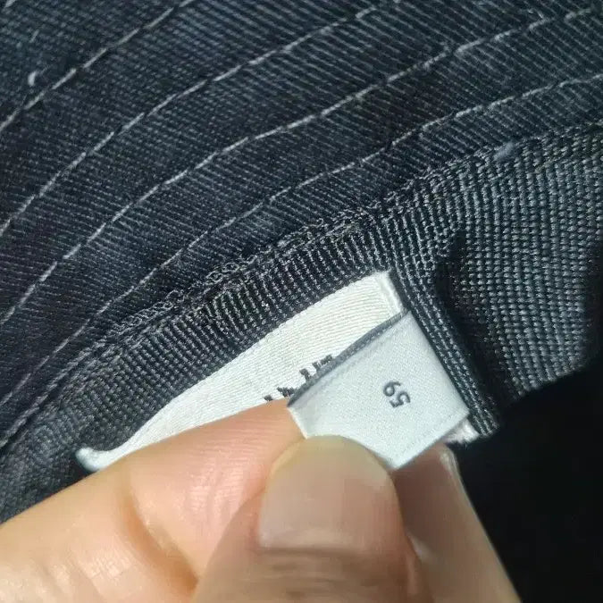 [BUNJANG] Celine Triomphe Bucket Hat 59cm / 셀린느 트리오페 버킷햇 벙거지모자 59cm 가능