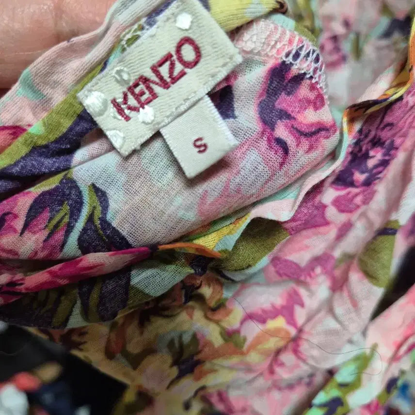 [BUNJANG] Kenzo Sleeveless Floral Top / 겐조