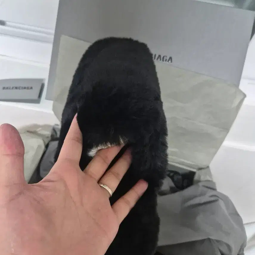 [BUNJANG] Balenciaga Teddy Mules Size 38 / 발렌시아가 테디 뮬 38사이즈 새상품
