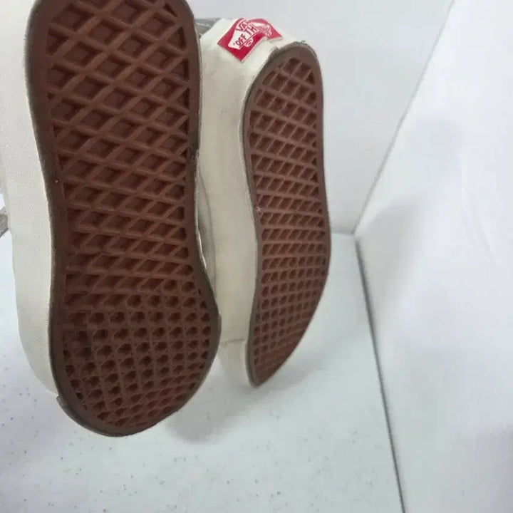 [BUNJANG] Vans Authentic Pattern Sneakers 230mm / 반스 어센틱 패턴 스니커즈 230mm