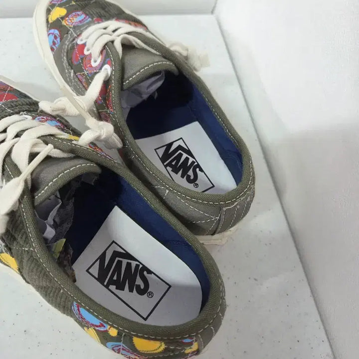 [BUNJANG] Vans Authentic Pattern Sneakers 230mm / 반스 어센틱 패턴 스니커즈 230mm