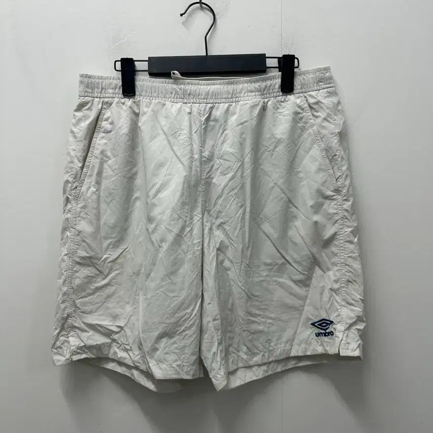[BUNJANG] Umbro Vintage White Shorts XL / [만원 아라비아빈티지]엄브로 반바지 화이트 XL
