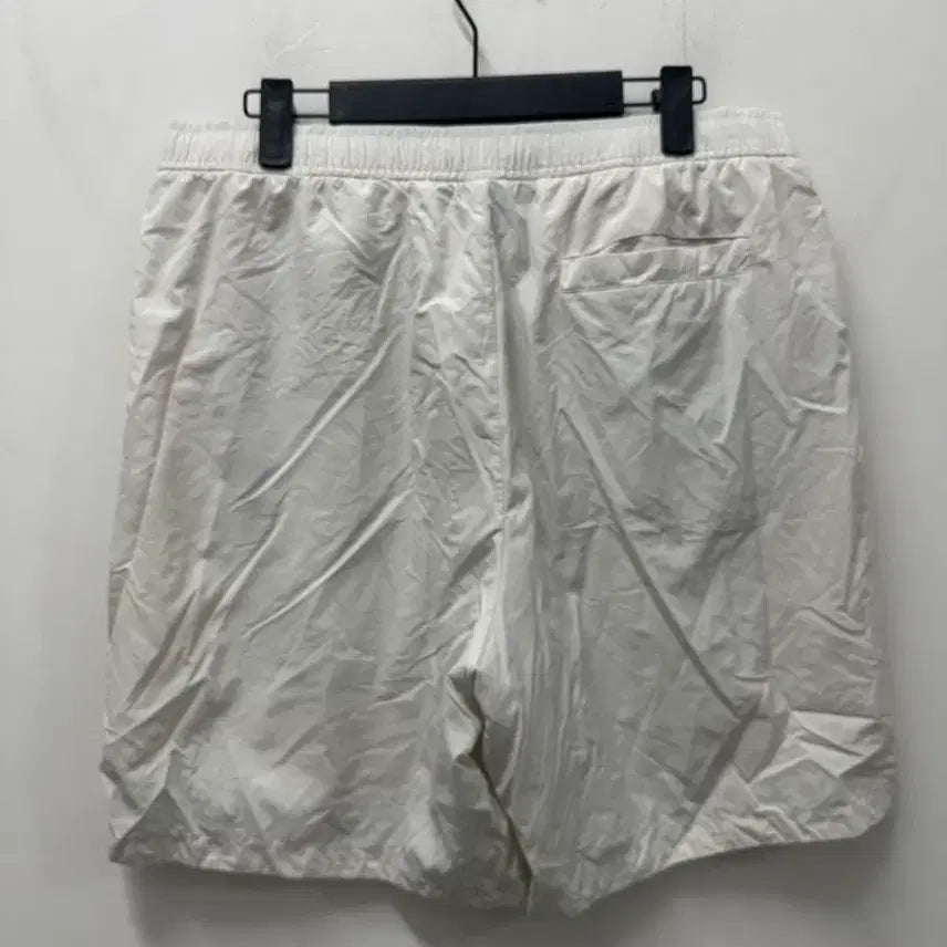 [BUNJANG] Umbro Vintage White Shorts XL / [만원 아라비아빈티지]엄브로 반바지 화이트 XL