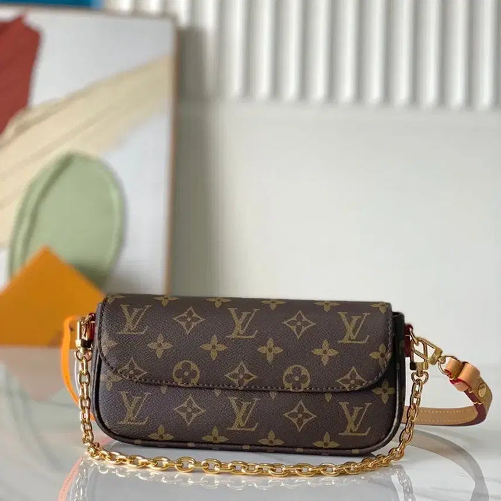 [BUNJANG] Chanel/Louis Vuitton/Gucci Used Designer Bag / [일본 직구]중고 명품 가방 구매대행(샤 넬/루이비통/구찌)