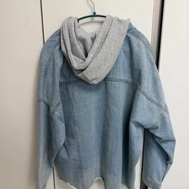 [SOLD OUT] 후드빈티지 데님자켓 프리사이즈