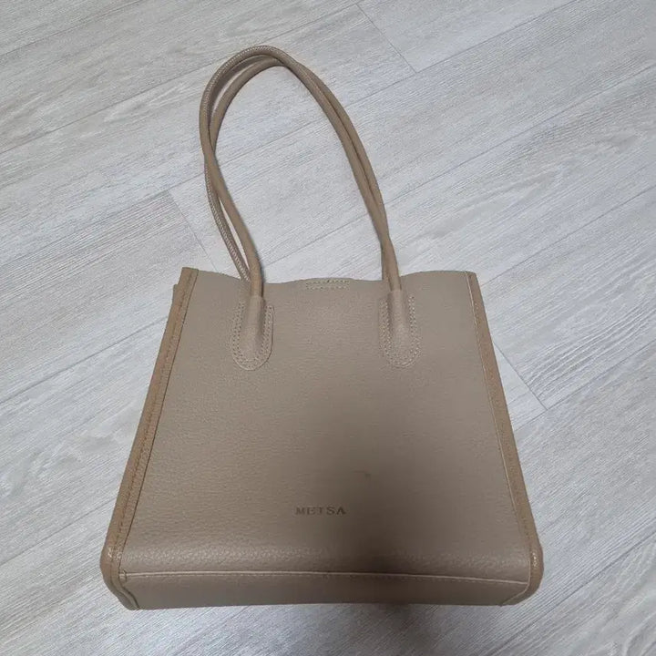 [BUNJANG] Beige Leather Tote Bag / 여성가방