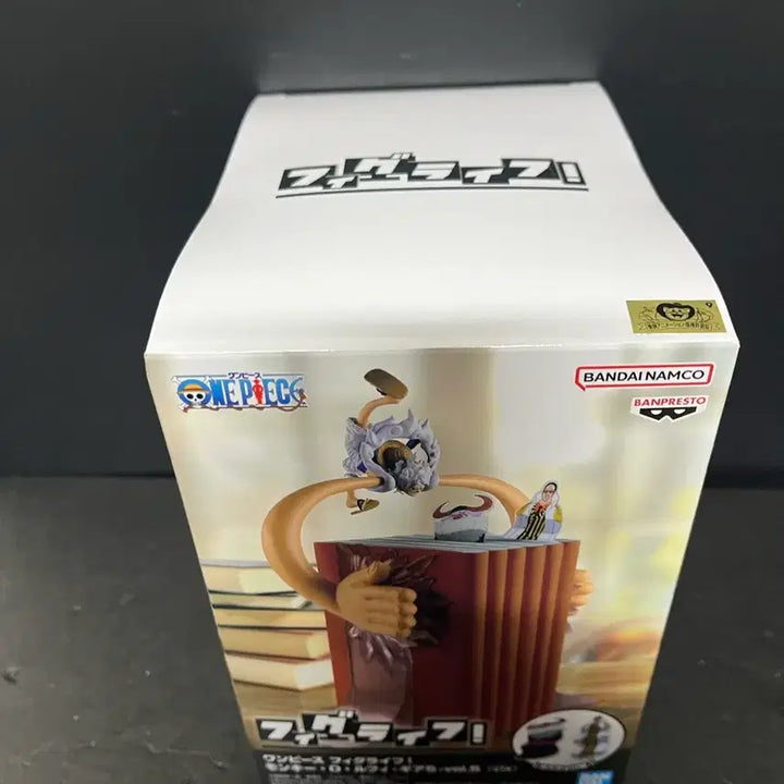 [BUNJANG] Figlife Luffy Nika Figure + Bookmark / 미개봉 원피스 루피 피규어 니카 피규어 + 책갈피 피그라이프 피규어