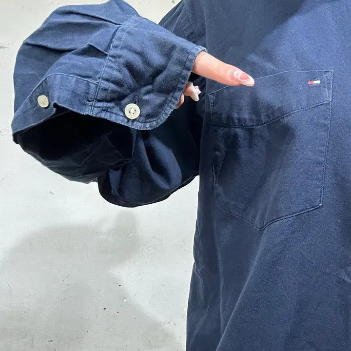 [BUNJANG] Tommy Hilfiger Solid Navy Oversized Shirt M / 타미 힐피거 솔리드 네이비 오버핏 셔츠 M