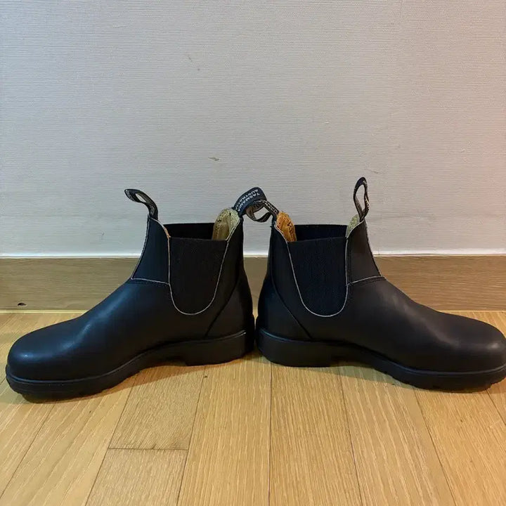 [SOLD OUT] 블런드스톤 610 블랙 첼시 부츠