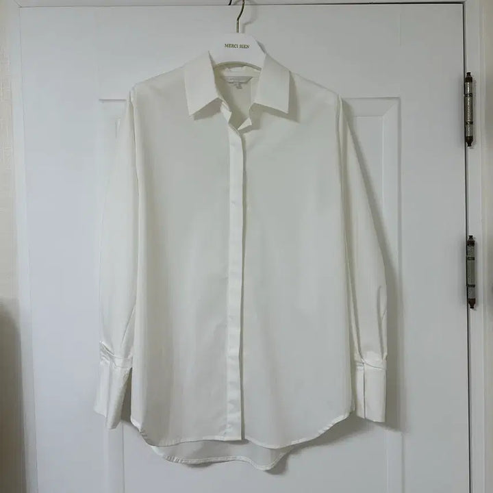 [SOLD OUT] 메비 이삐셔츠 플레인 화이트 0