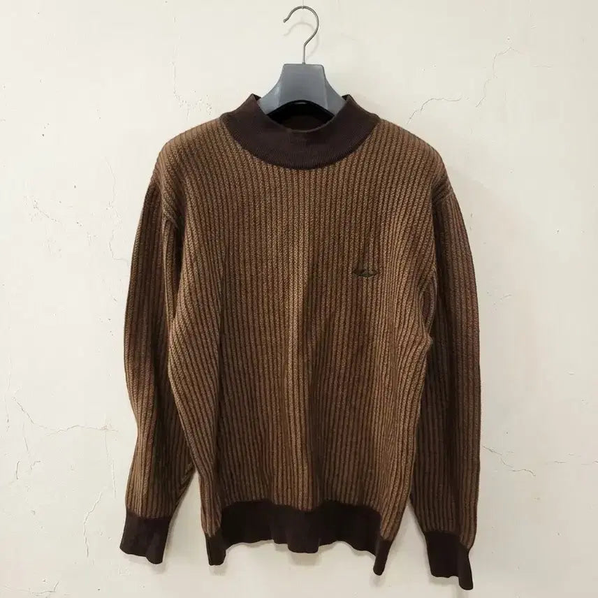 [SOLD OUT] 크로커다일 브라운 니트 95