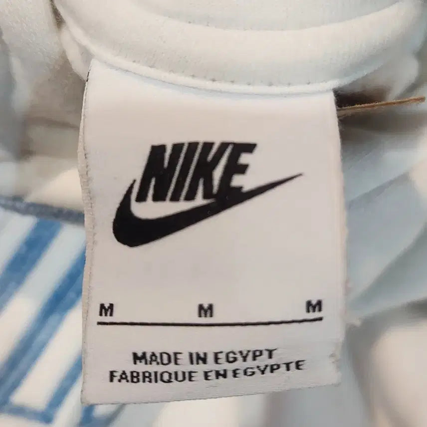 [BUNJANG] Nike Swoosh Logo White Hoodie / 나이키 스우시 로고 화이트 후드티사이즈