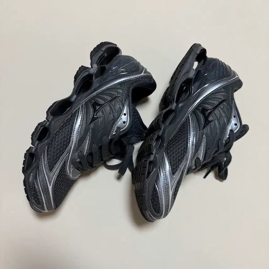 [BUNJANG] Mizuno Prophecy LS Sneakers (Size 270) / 미즈노 프로페시 ls (사이즈 270)