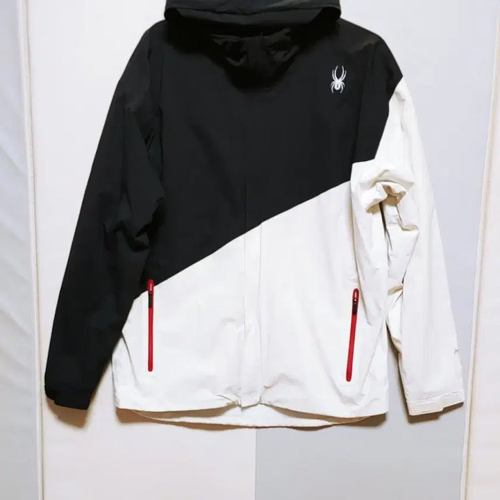 [SOLD OUT] [XL] 스파이더  바람막이점퍼 블랙화이트253