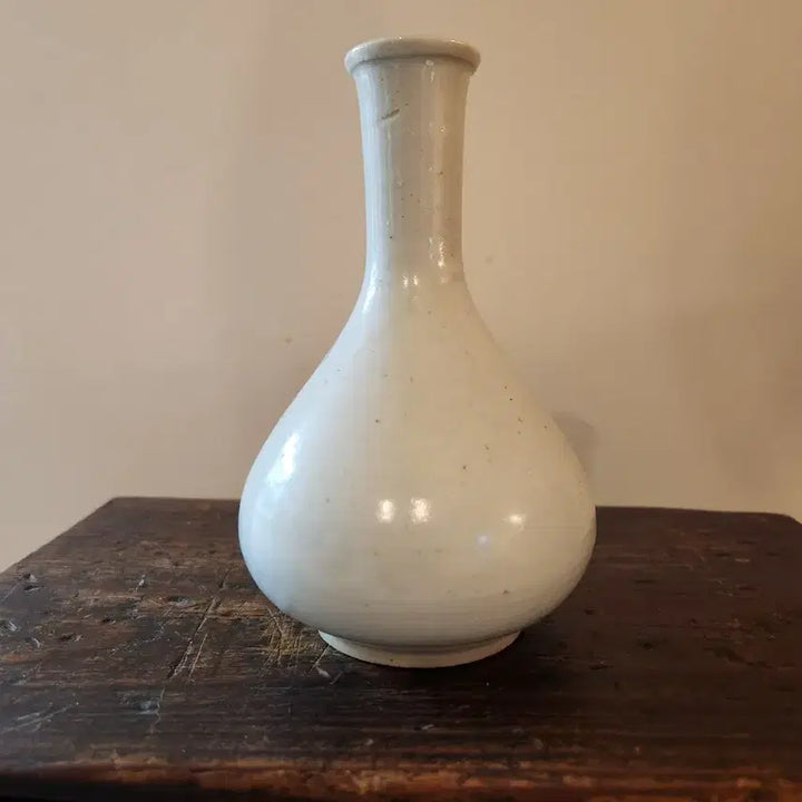 [BUNJANG] Celadon Porcelain Vase with Floral Design / 청화동화 화훼문 백자 화병 작가 수결 유 작가 미상 고품격 도자