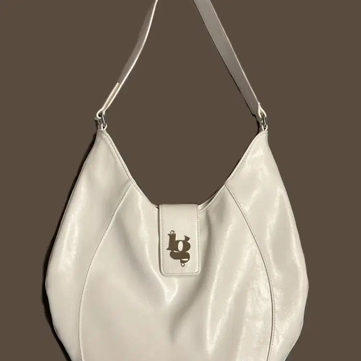 [BUNJANG] Illygo Line Hobo Bag - White / 일리고 라인 호보백 화이트