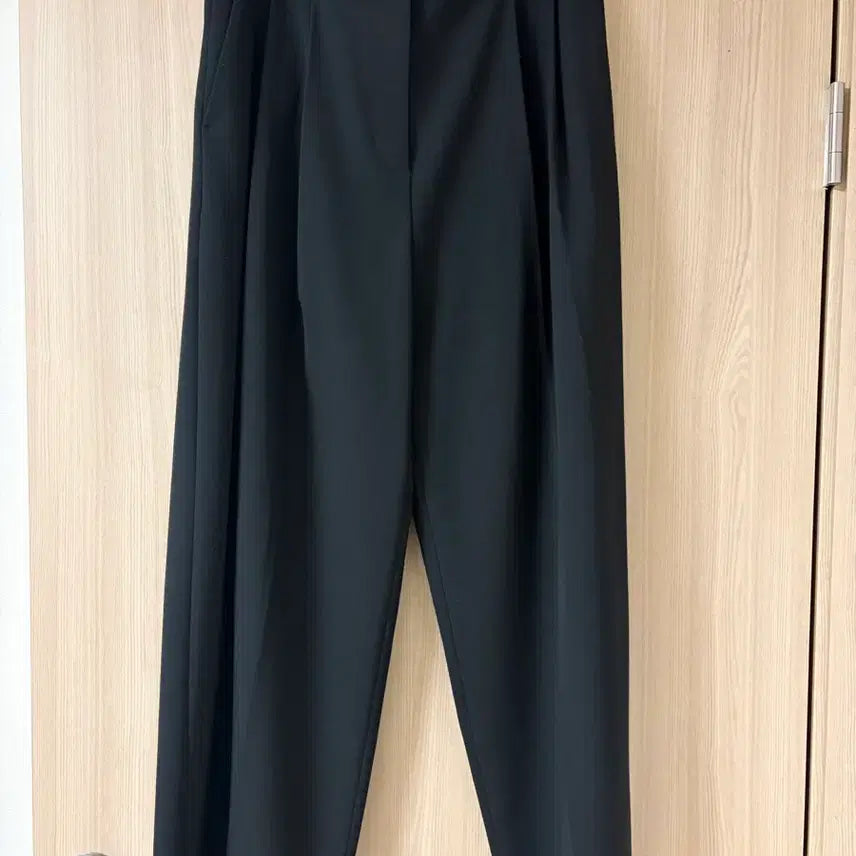 [BUNJANG] COS Tailored Wide Leg Wool Trousers / COS 코스 와이드 레그 테일러드 트윌 울 트라우저 팬츠 38