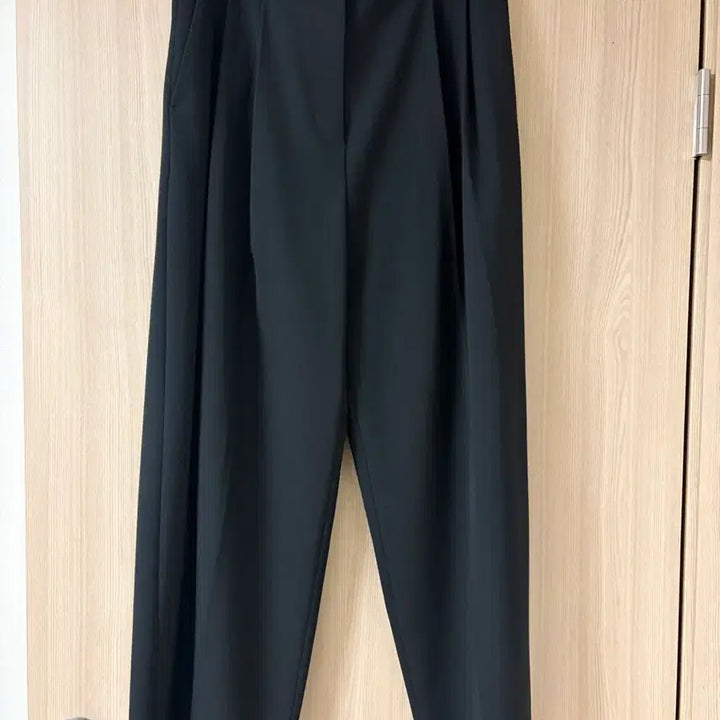 [BUNJANG] COS Tailored Wide Leg Wool Trousers / COS 코스 와이드 레그 테일러드 트윌 울 트라우저 팬츠 38