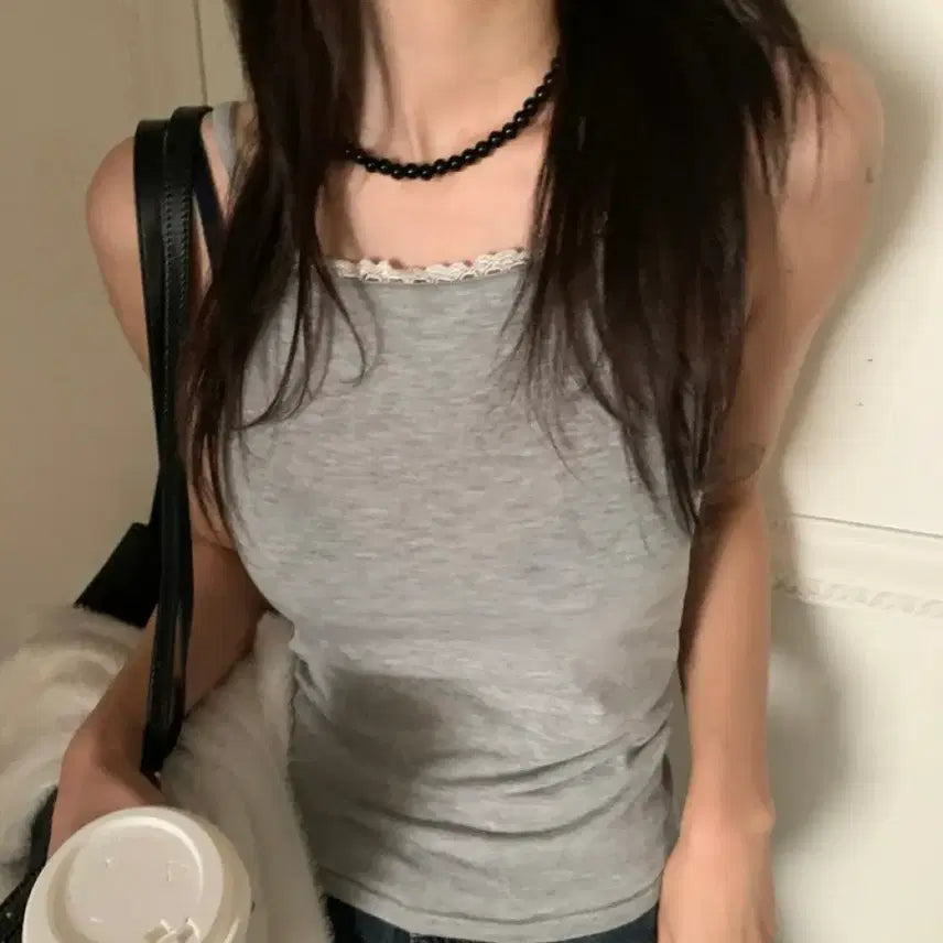 [BUNJANG] Delightmoon &amp; Nearwear Bundle Set of Two Tank Tops / 새상품 딜라잇문, 니어웨어 나시일괄