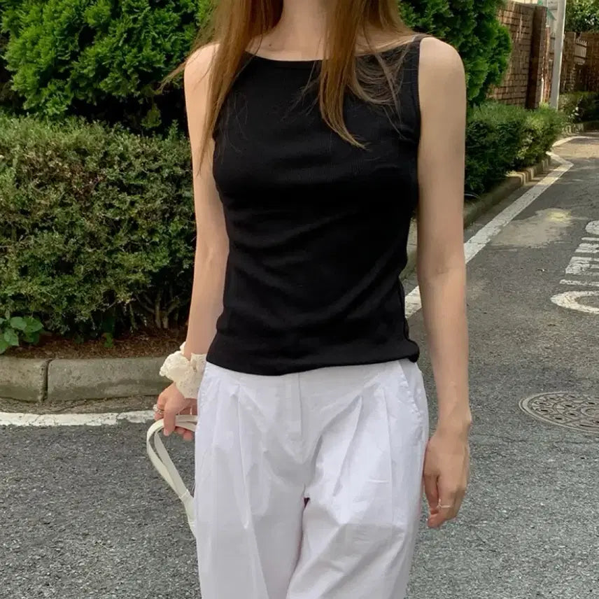 [BUNJANG] Delightmoon &amp; Nearwear Bundle Set of Two Tank Tops / 새상품 딜라잇문, 니어웨어 나시일괄