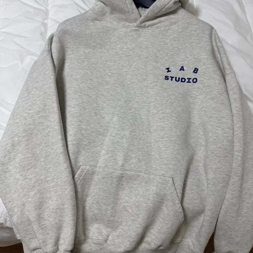 [BUNJANG] IAB Studio Oatmeal Gray Hoodie / 아이앱 스튜디오 후드 오트밀 그레이