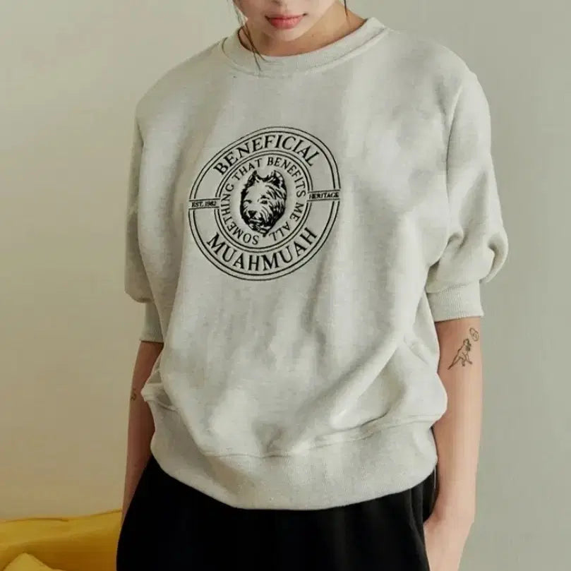 [BUNJANG] Muahmuah Stitch Half Sleeve Sweatshirt / 여S-M 무아무아 스티치 하프 스웻셔츠 반팔 맨투맨
