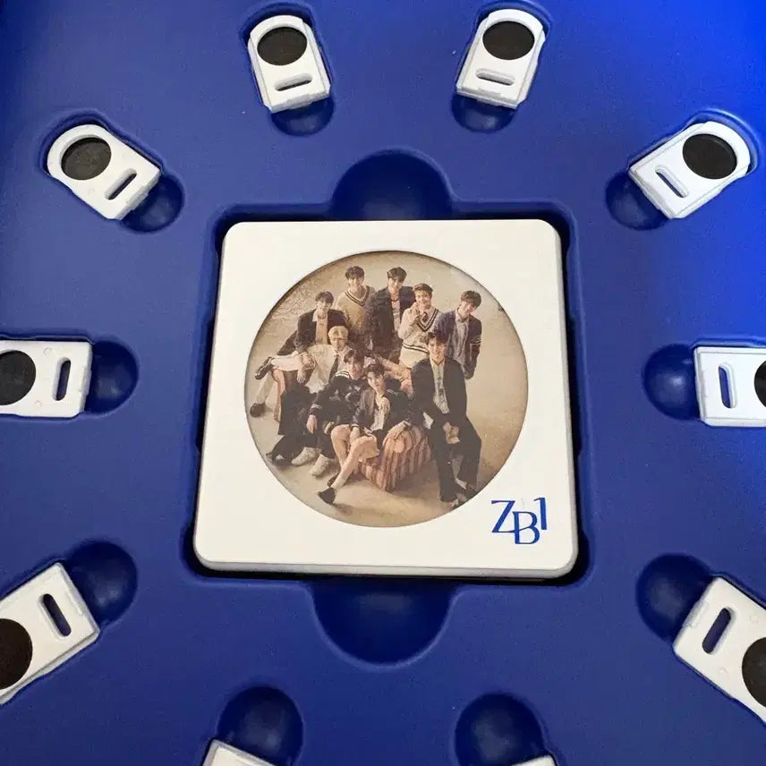 [BUNJANG] Jejeone Fanclub Kit / 제베원 팬클럽 키트 이천원에 판매