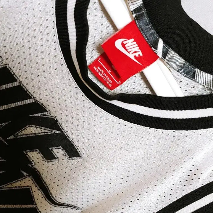 [BUNJANG] Nike Big Logo Tank Top White / [XXL] 나이키 빅로고 나시티 화이트169