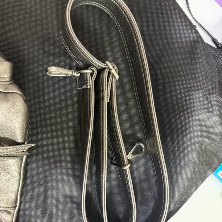 [BUNJANG] Iuga Marcallas Silver Bag / 이우가마카라스 가방 실버