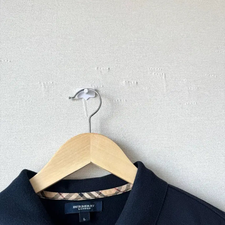 [SOLD OUT] (상태좋음) BURBERRY 버버리 남성 카라 피케티 L 105