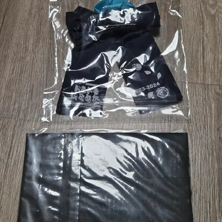 [SOLD OUT] Ado 아도 두근두근 비밀기지 일괄