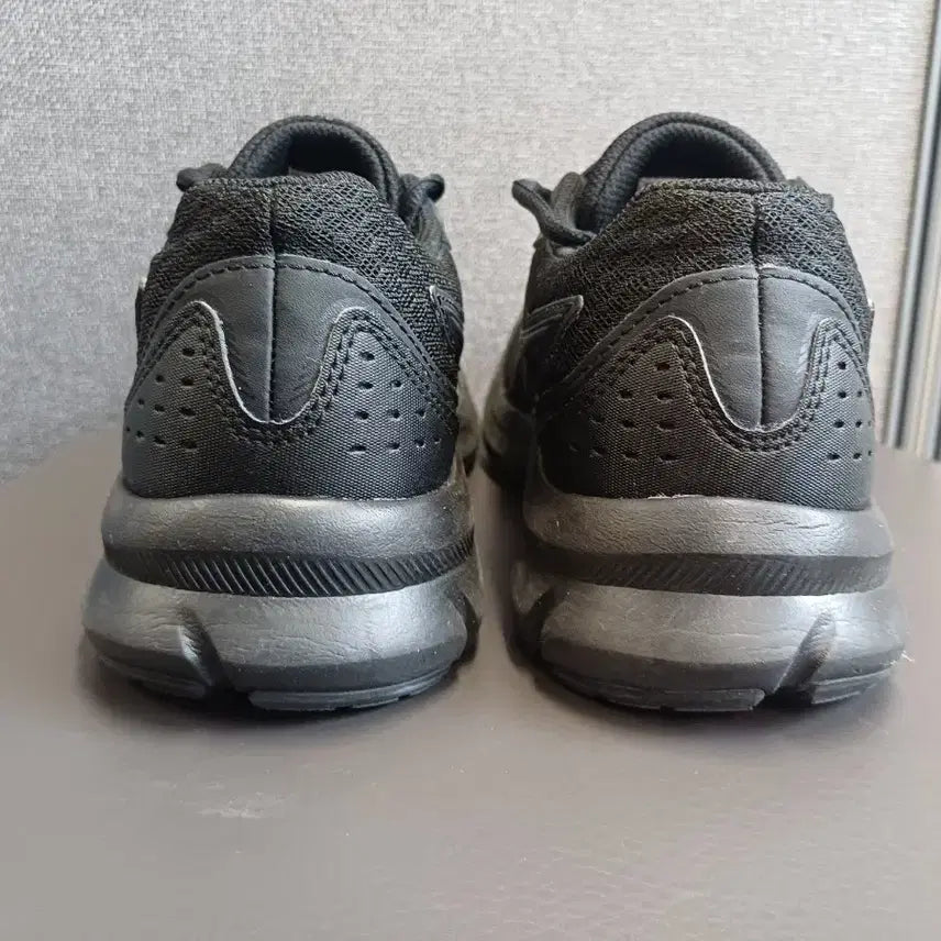 [SOLD OUT] (235)아식스 조그 100S WIDE올블랙