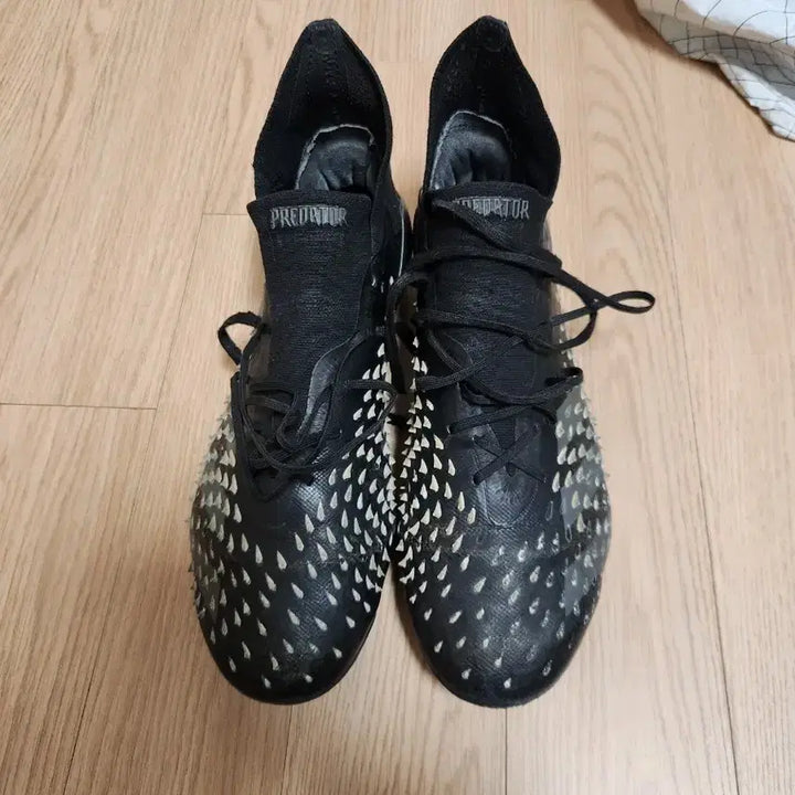 [BUNJANG] Adidas Predator Freak Top-Tier Player Soccer Cleats / 아디다스 프레데터 프릭 최상급 선수용 축구화 260사이즈