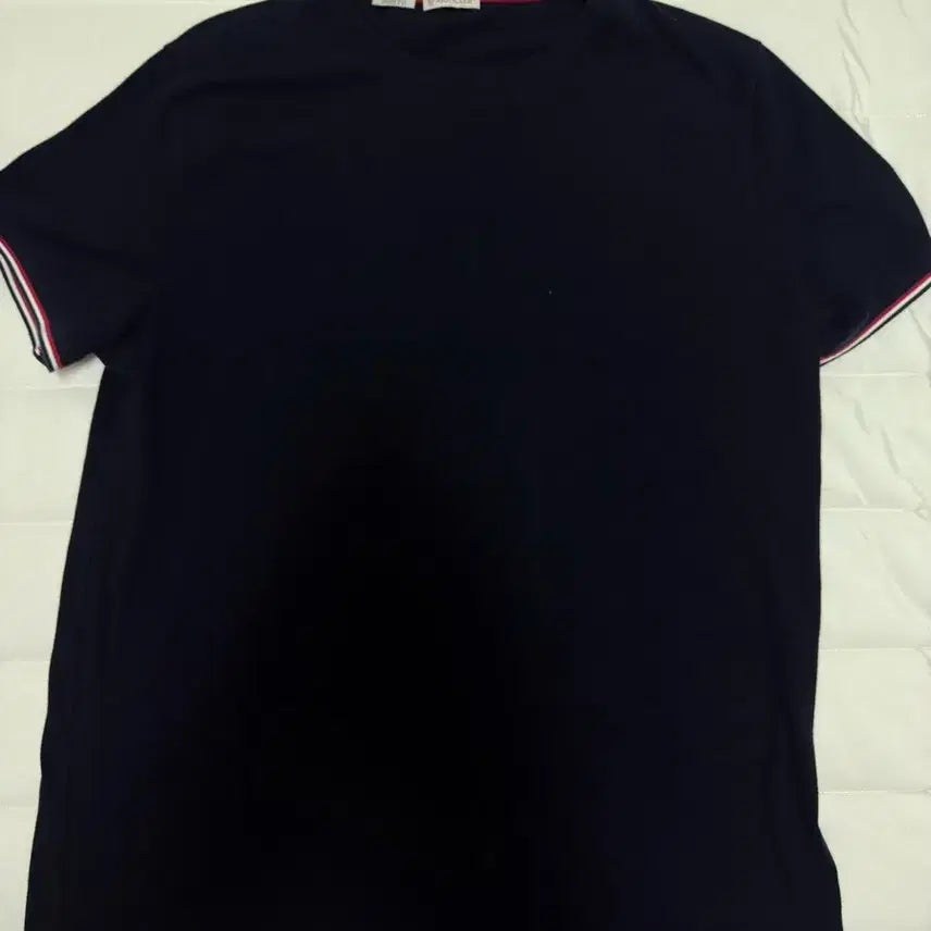 [SOLD OUT] 몽클레어 반팔 xxl