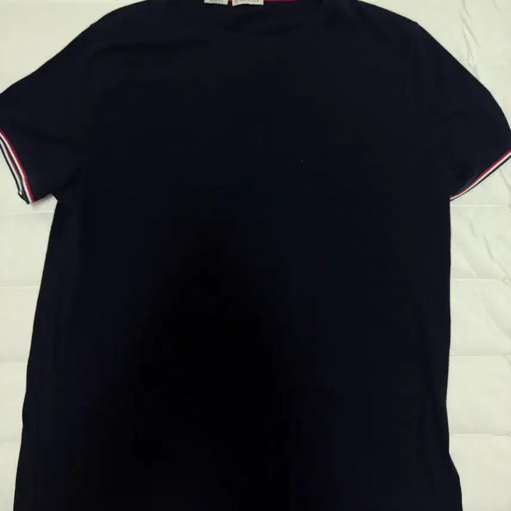 [SOLD OUT] 몽클레어 반팔 xxl