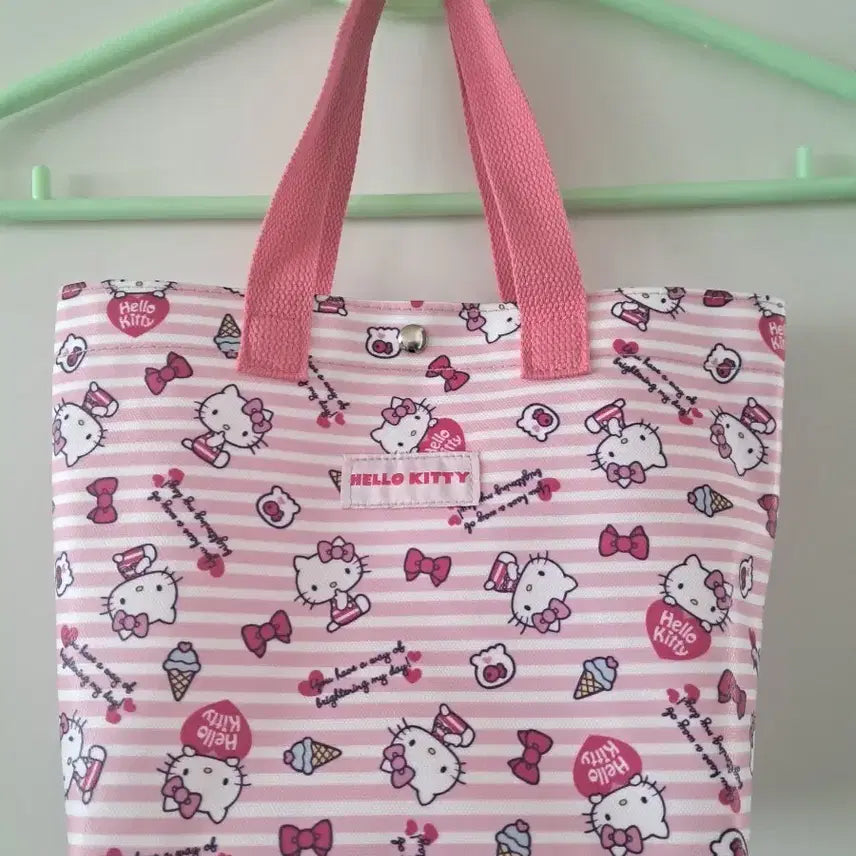 [BUNJANG] Sanrio Hello Kitty &amp; Kuromi Waterproof Tote Bag / 산리오 헬로키티,쿠로미 방수 토트백 새상품