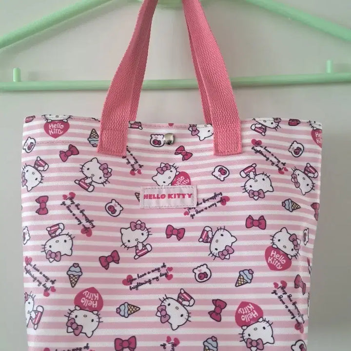 [BUNJANG] Sanrio Hello Kitty &amp; Kuromi Waterproof Tote Bag / 산리오 헬로키티,쿠로미 방수 토트백 새상품