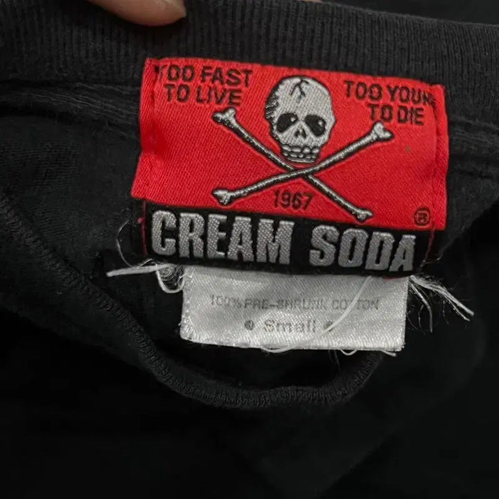 [BUNJANG] Creamsoda Logo T-shirt / 크림소다 로고 반팔티 y16415