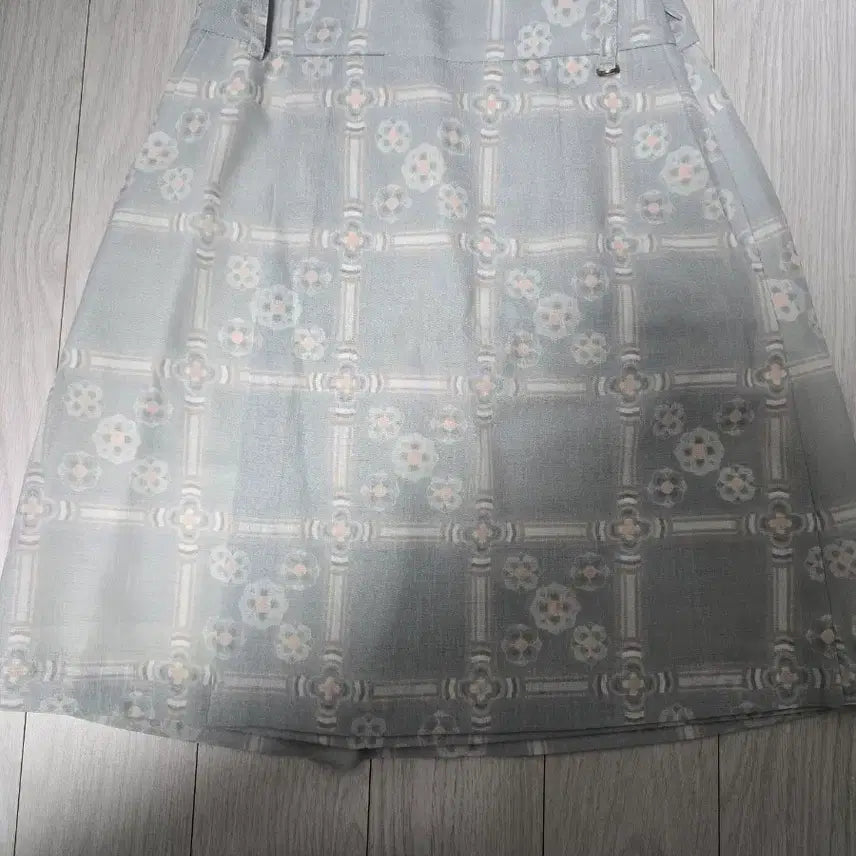 [BUNJANG] HAPPLY Dancheong Checkered Skirt / 하플리 단청체커보드 비색 치마 s