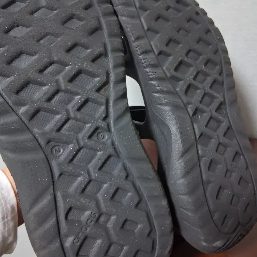 [SOLD OUT] 크록스 남성 샌들 M9 (270)